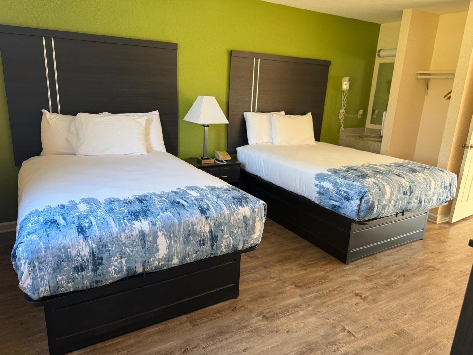 Mountain Valley Inn Диллард Экстерьер фото